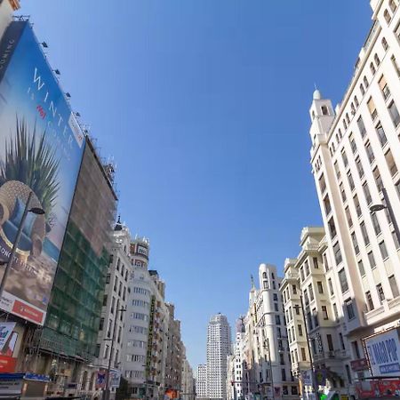 Central Gran Via Madrid Bagian luar foto