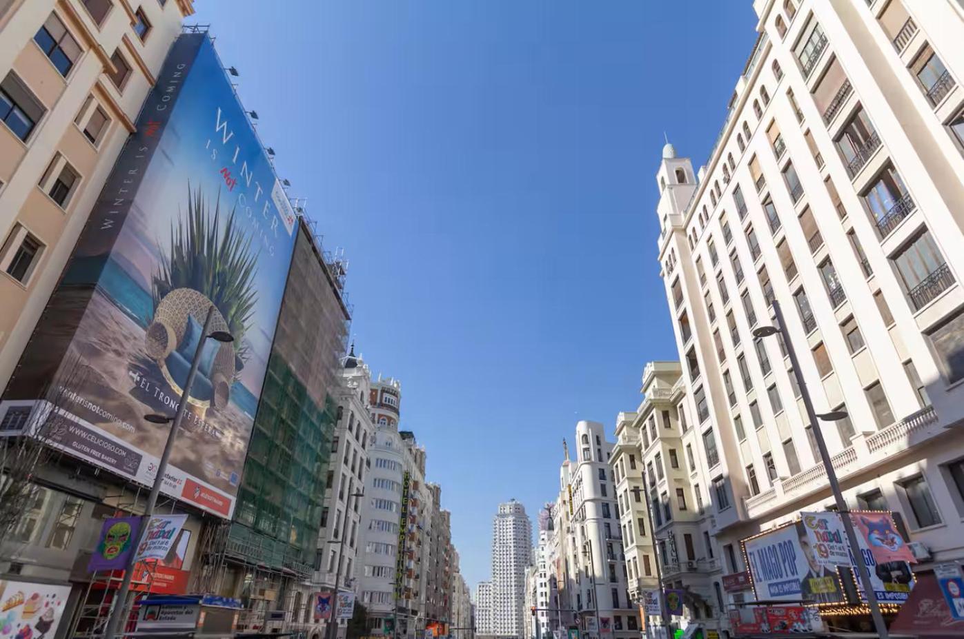 Central Gran Via Madrid Bagian luar foto